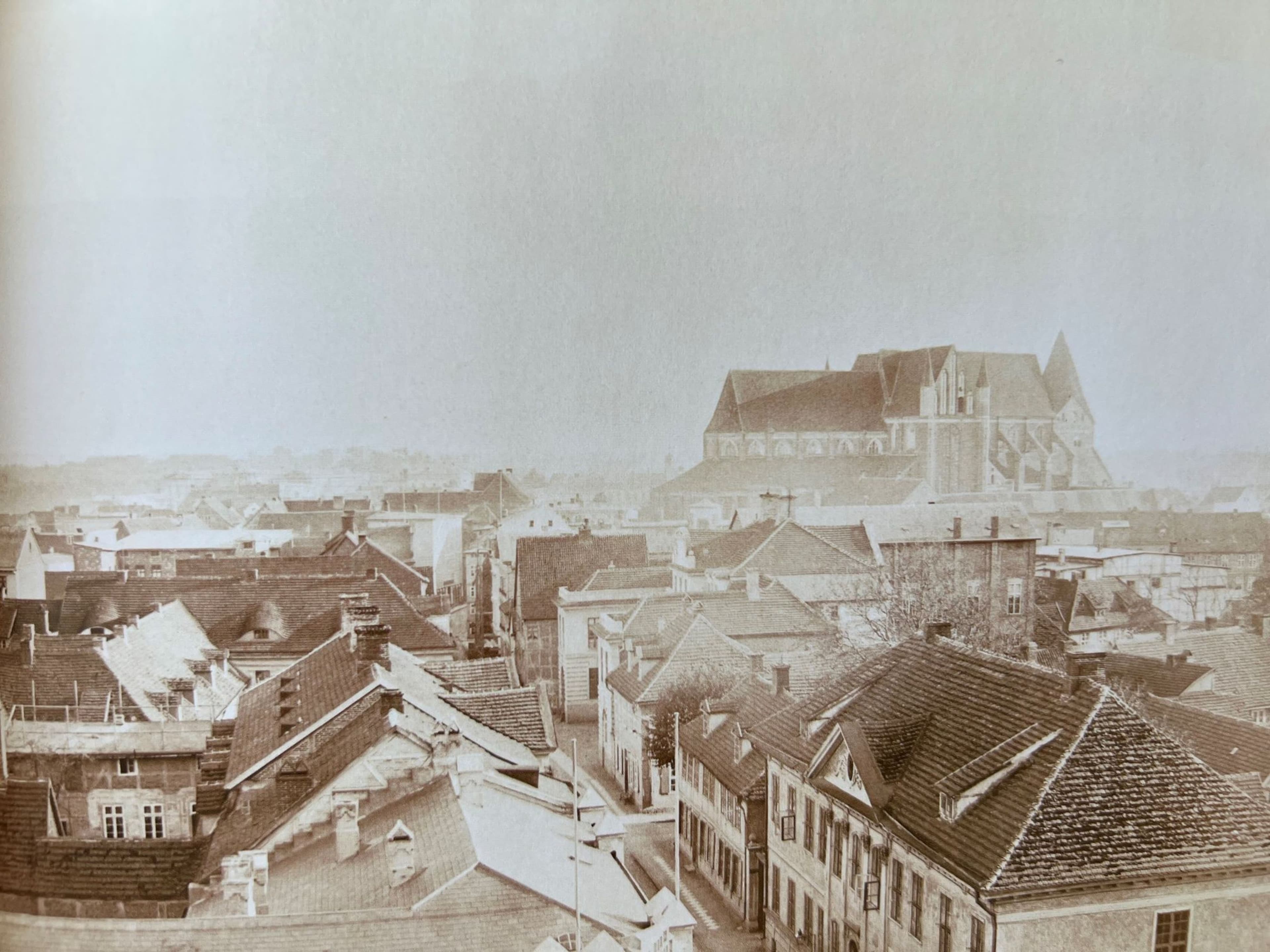 Schwerin im Blick: Historische Fotos enthüllt