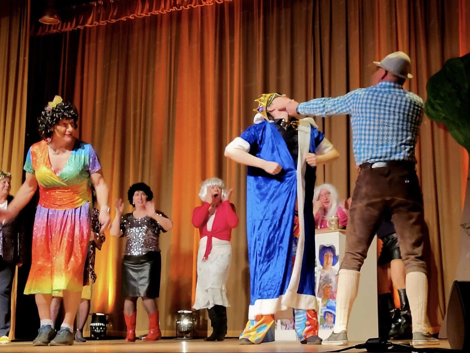 Zwei Veranstaltungen in Röbel/Müritz: „MaDiBü on Tour“ und „Röbel live“